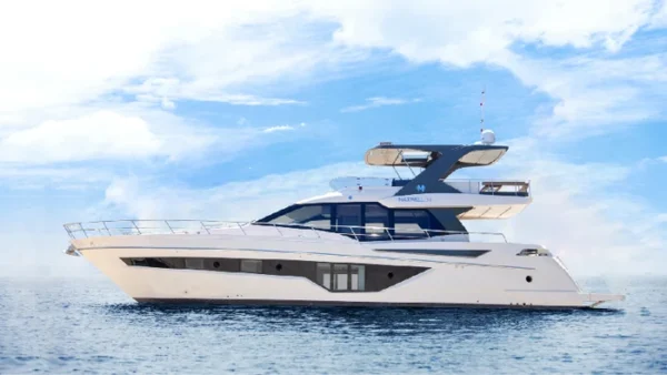 63 Feet Luxury Yacht Overview